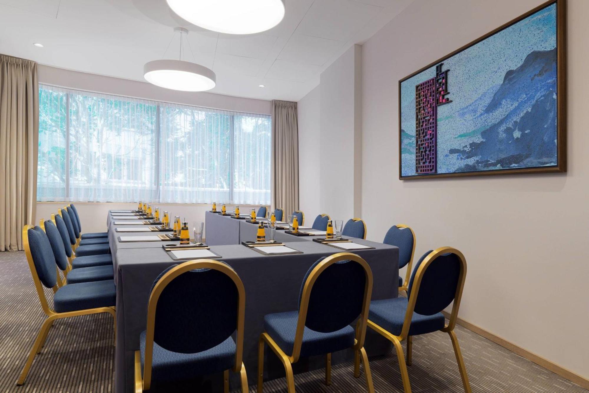 Delta Hotels By Marriott Frankfurt Offenbach Экстерьер фото