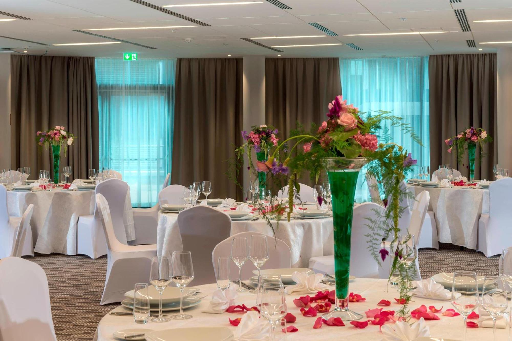 Delta Hotels By Marriott Frankfurt Offenbach Экстерьер фото