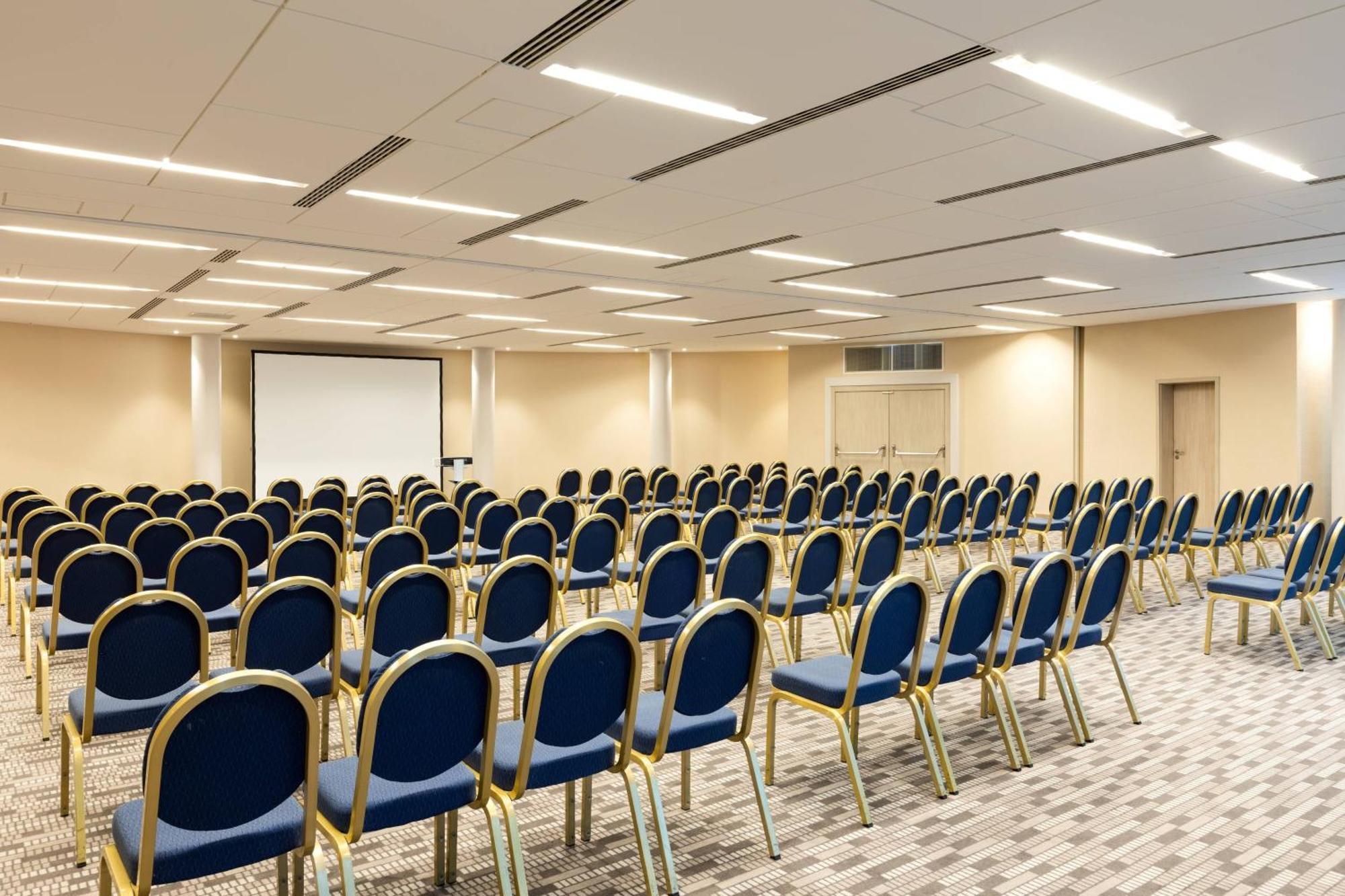 Delta Hotels By Marriott Frankfurt Offenbach Экстерьер фото